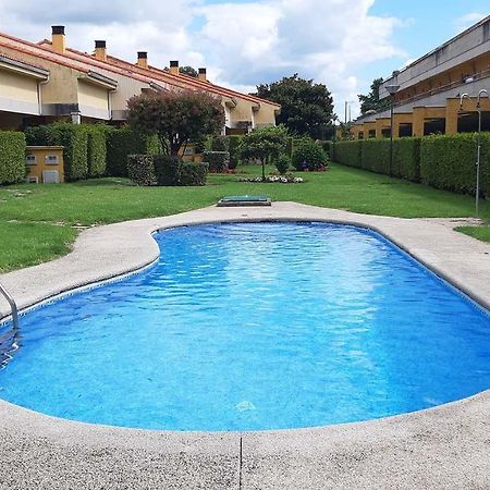 Apartamento Con Piscina En Portosin Bagian luar foto